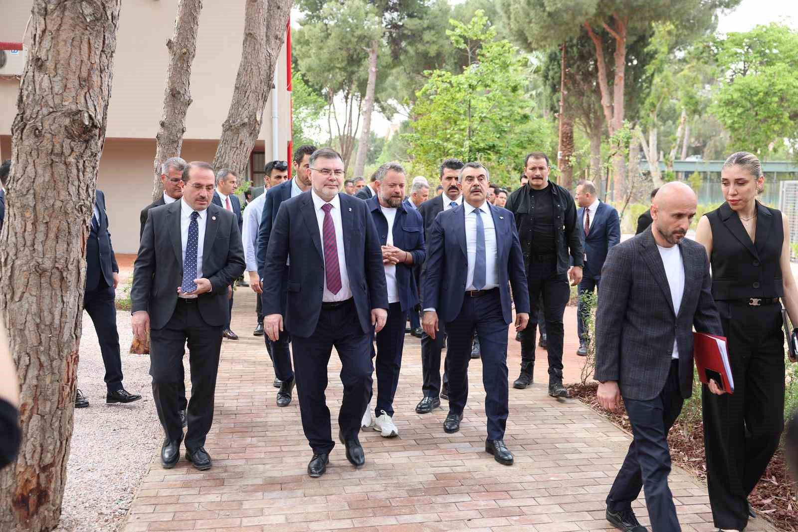 bakan tekin turkiyede okul oncesi okullasma orani yuzde 94 seviyesine ulasti 12 6cKcHOSa