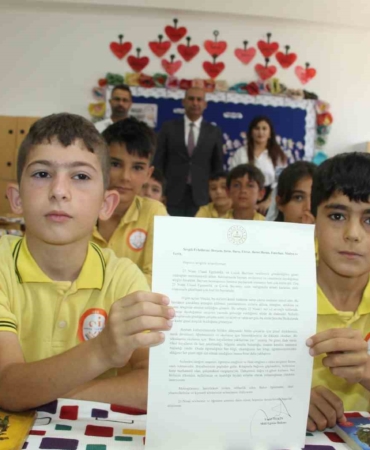 bakan-tekinden-sirnakli-ogrencilerin-mektuplarina-duygusal-cevap-uPZVi9Bl.jpg