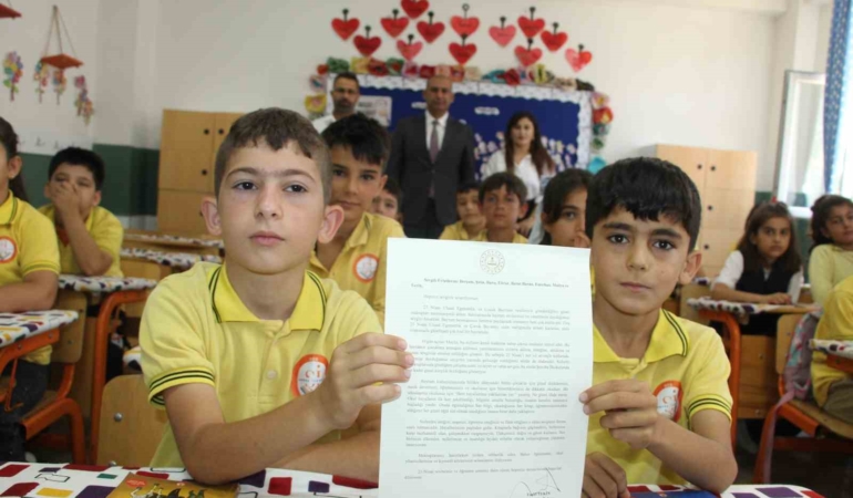 bakan-tekinden-sirnakli-ogrencilerin-mektuplarina-duygusal-cevap-uPZVi9Bl.jpg