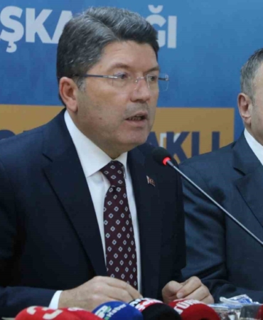 bakan-tunc-41-yildan-bu-yana-mucadele-ettigimiz-teror-belasindan-kurtulmanin-insallah-esigindeyiz-hFVnXwHi.jpg