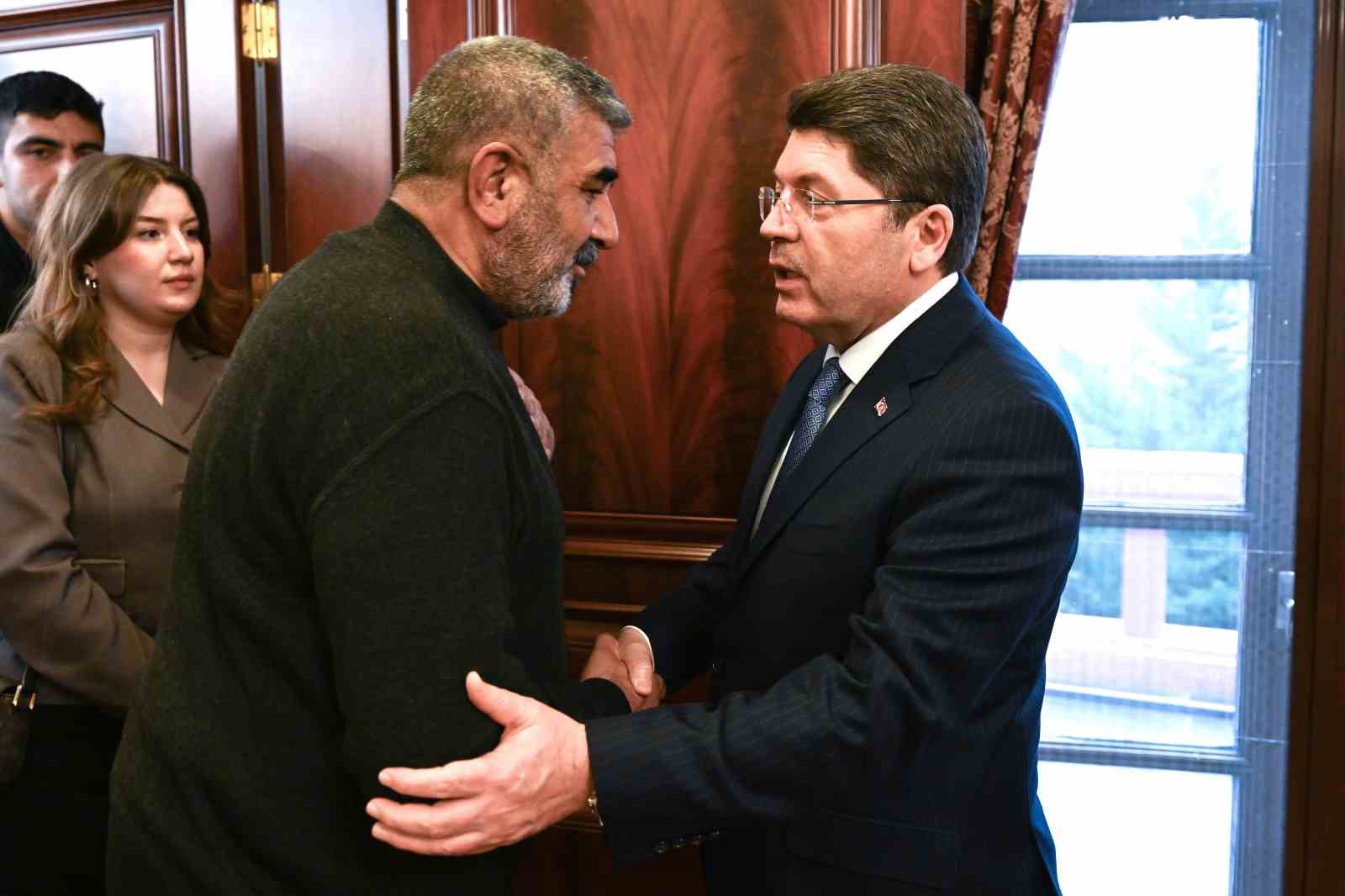 bakan tunc rojin kabaisin olumuyle ilgili sorusturma titizlikle surduruluyor 2 CeF3g1eS