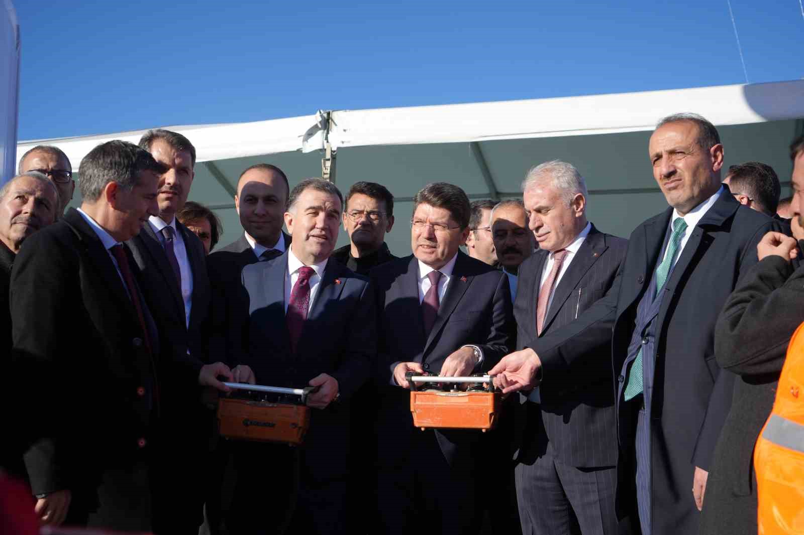 bakan tunc yargiyi birilerinin arka bahcesi olmaktan cikardik darbeciden kurtardik milletin yargisi haline getirdik