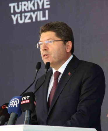 bakan-tunc-yargiyi-birilerinin-arka-bahcesi-olmaktan-cikardik-darbeciden-kurtardik-milletin-yargisi-haline-getirdik-gzAbWGme.jpg