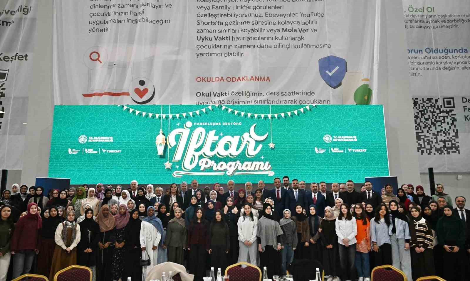 Bakan Uraloğlu: "15 yaşından küçük çocuklar sosyal paylaşım sitelerinde hesap açamayacak" 4 bakan uraloglu 15 yasindan kucuk cocuklar sosyal paylasim sitelerinde hesap acamayacak 0 r6FUEIfR