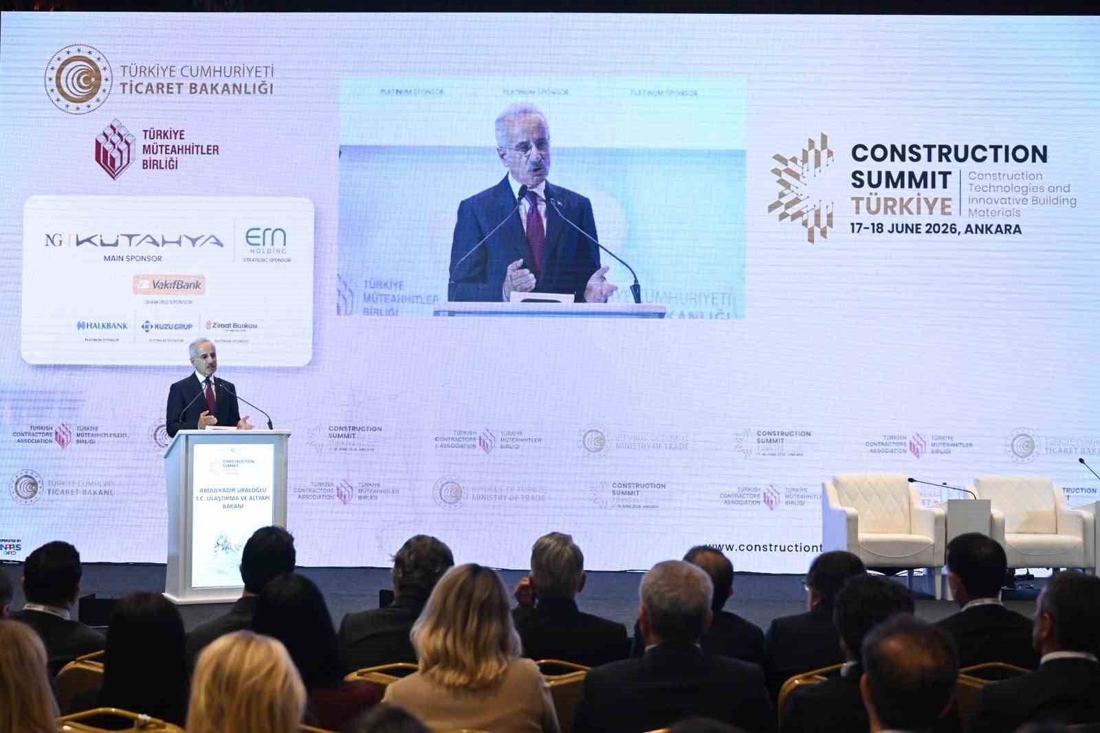 Bakan Uraloğlu: "2053 vizyonumuz doğrultusunda Türkiye’yi dünyanın en güçlü dijital altyapı merkezlerinden biri haline getirmiş olacağız" 8 bakan uraloglu 2053 vizyonumuz dogrultusunda turkiyeyi dunyanin en guclu dijital altyapi merkezlerinden biri haline ylqpOGpL