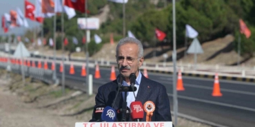 bakan-uraloglu-38-kilometrelik-bisiklet-yolunun-yapim-calismalarina-devam-ediyoruz-1JsZDTBR.jpg