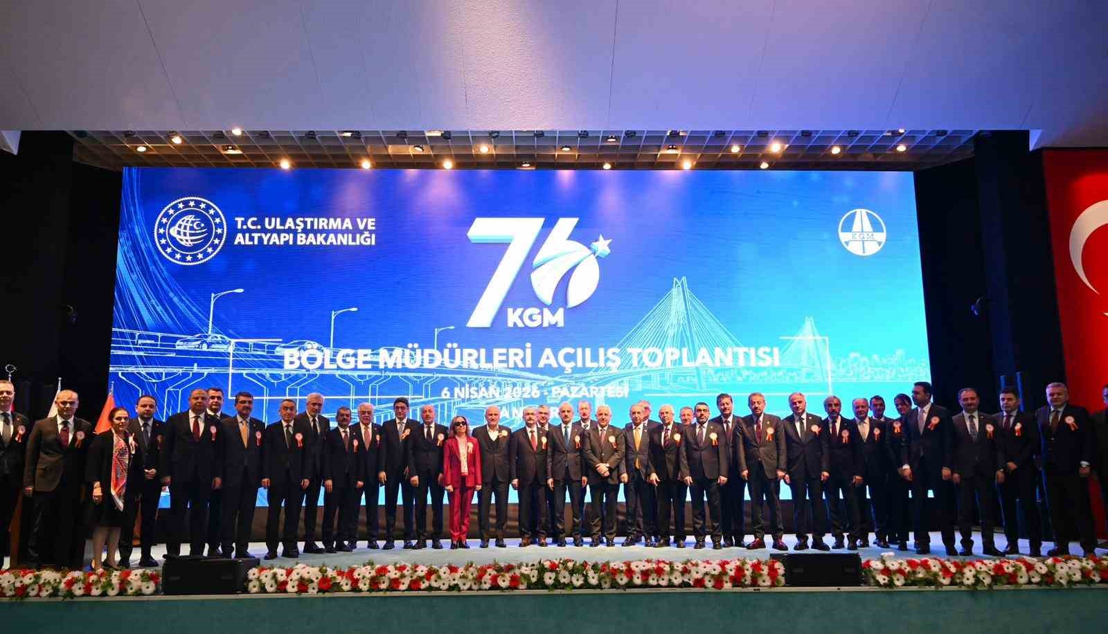 bakan uraloglu 6 bin 101 kilometre uzunlugundaki bolunmus yol agimizi 30 bin 51 kilometreye 4Vw5VnMp