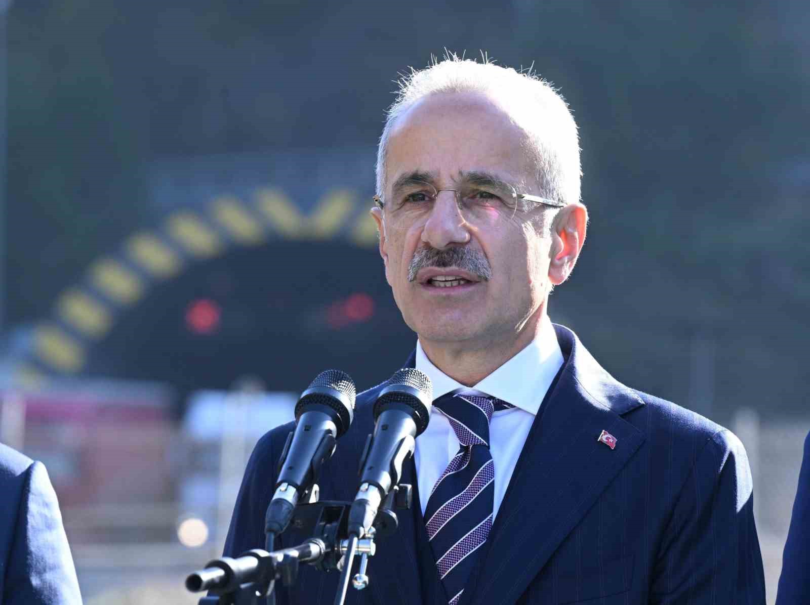 bakan uraloglu aksaray ortakoy 6 bolge hududu yolunun en onemli etaplarindan biri olan ortakoy cevre yolunu 6U1ghG11