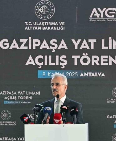 bakan-uraloglu-antalya-mersin-bolunmus-yol-projesinde-440-kilometrenin-400-kilometresini-bitirdik-XIC4niLz.jpg