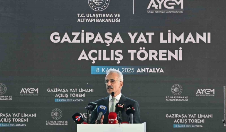 bakan-uraloglu-antalya-mersin-bolunmus-yol-projesinde-440-kilometrenin-400-kilometresini-bitirdik-XIC4niLz.jpg