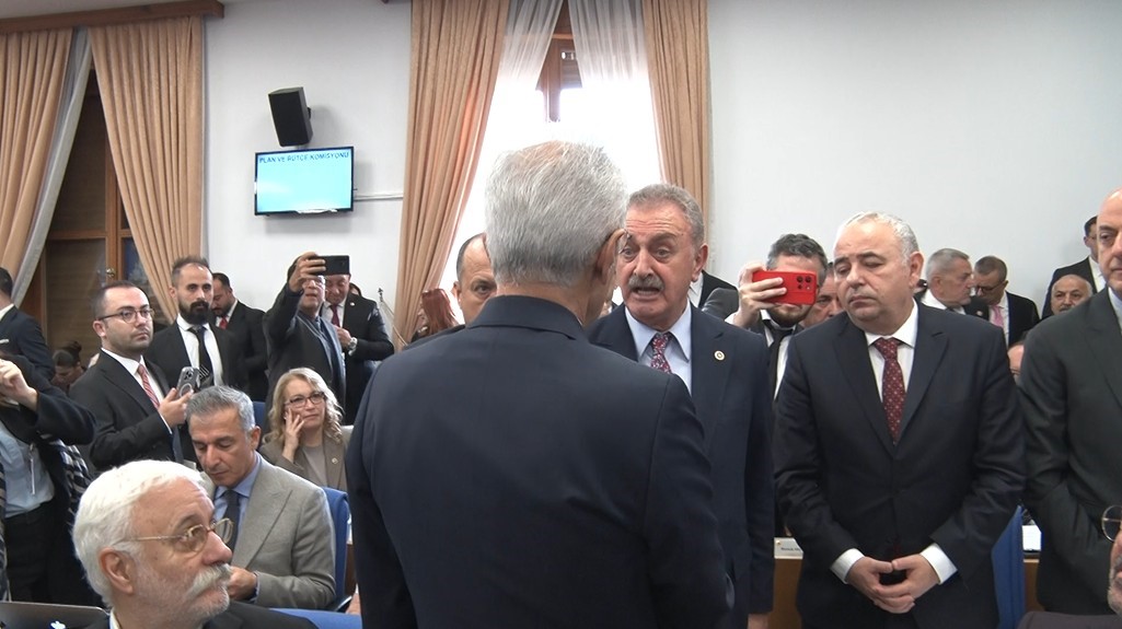 Bakan Uraloğlu: "Bilir ailesinin yaşamını yitirmesinin metroyla hiçbir ilgisi yok" 4 bakan uraloglu bilir ailesinin yasamini yitirmesinin metroyla hicbir ilgisi yok 0