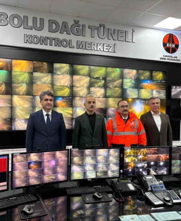 bakan-uraloglu-bolu-dagindan-acikladi-13-bin-600-personelimizle-her-turlu-hazirligimizi-yaptik-RIDXQg13.jpg