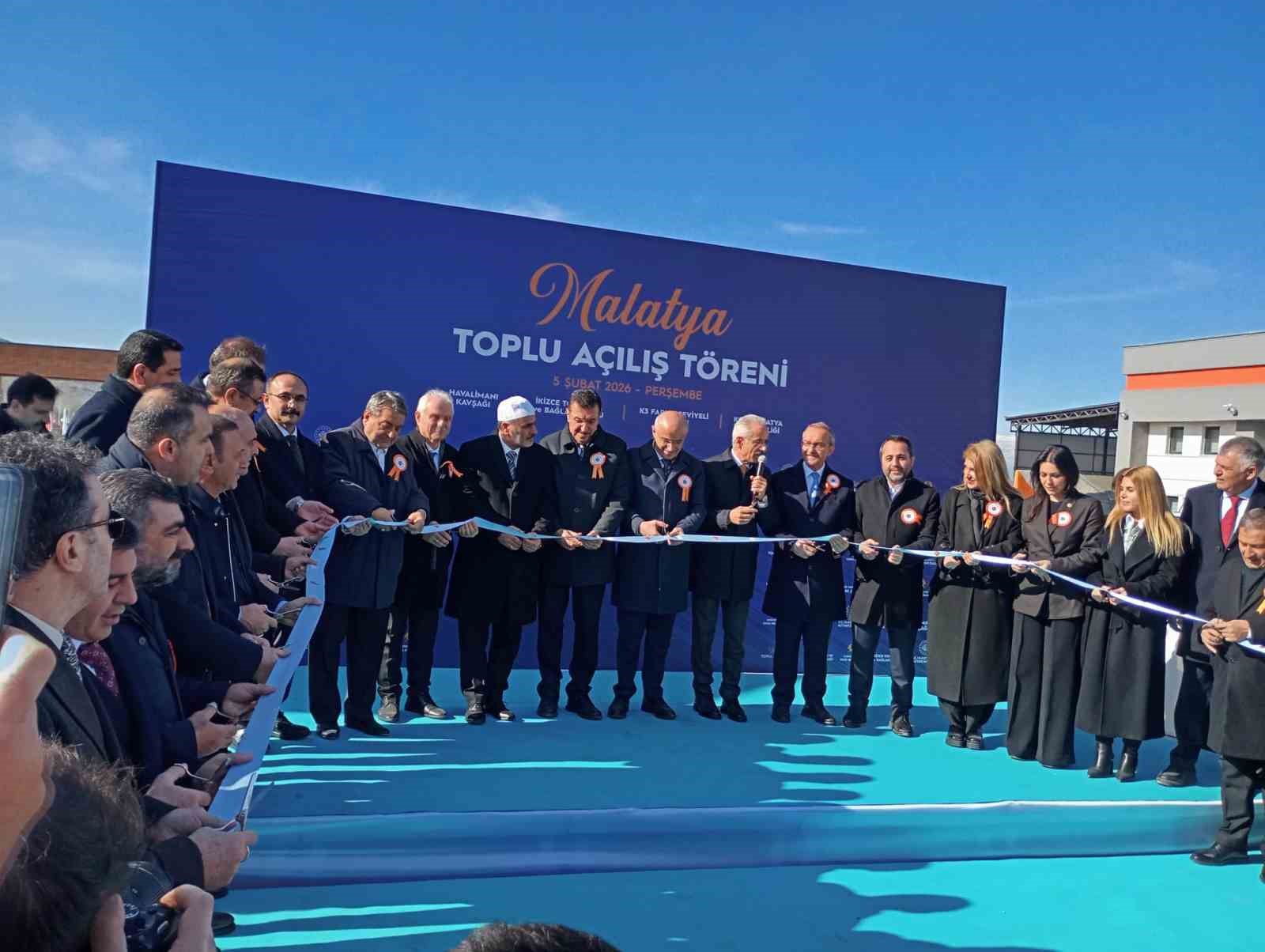 bakan uraloglu bugune kadar deprem bolgesindeki illere toplam 794 milyar liralik yatirim yaptik 2 ambrNdd2