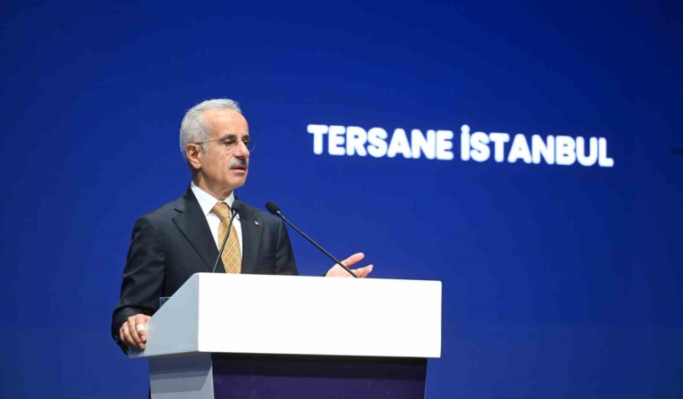 bakan-uraloglu-cografi-ve-jeostratejik-ustunluk-kuresel-ticarette-turkiyesiz-koridor-dusunulmeyecegini-ortaya-koyuyor-C2xnT1d6.jpg