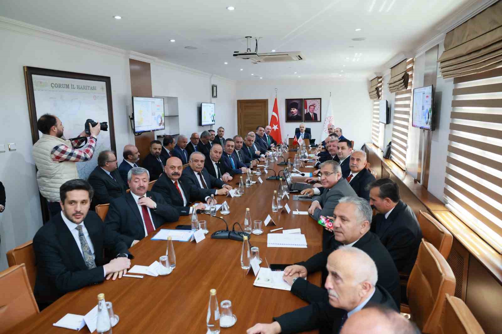 bakan uraloglu corumda ziyaretlerde bulundu 5 vpg3kQY3