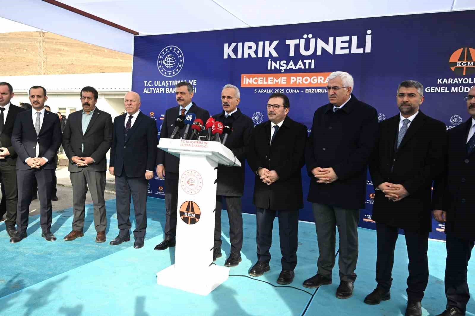 bakan uraloglu daglarin kalbine muhendislik imzasi atan bir eser 1 bmh4pJ3j
