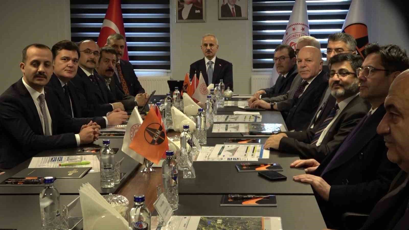 bakan uraloglu daglarin kalbine muhendislik imzasi atan bir eser 5 IKJr3JJG