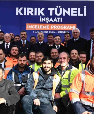 bakan-uraloglu-daglarin-kalbine-muhendislik-imzasi-atan-bir-eser-OMxzQTgJ.jpg
