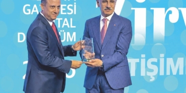 bakan-uraloglu-donusum-zirvesinde-acikladi-5g-abone-sayisi-iki-bucuk-ayda-40-milyonu-asti-ddVnhY8E.jpg
