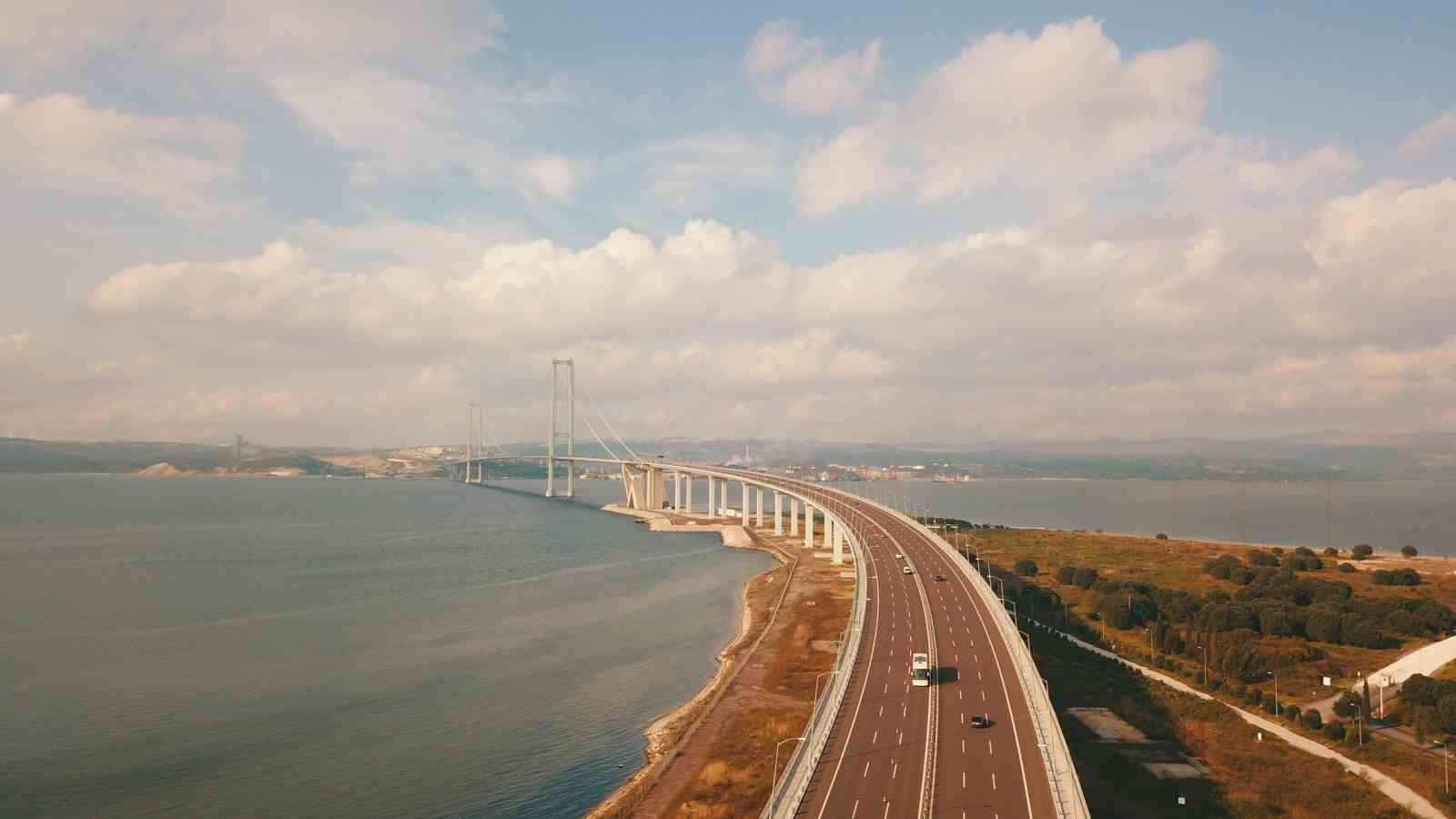 bakan uraloglu dunyanin cevresinin 4te 3u kadar bolunmus yol yaparak 30 bin kilometrelik dev Sz4kOsY6