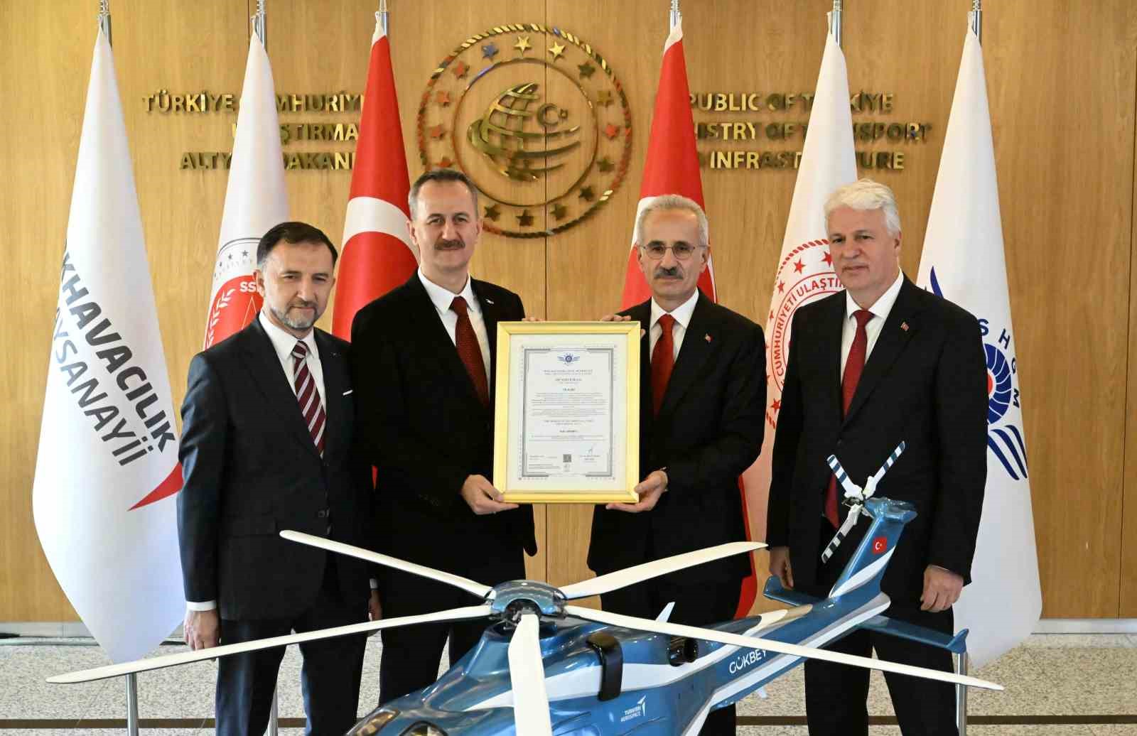 bakan uraloglu gokbey sadece bir helikopter degil milletimize hizmet edecek milli gururumuzdur 1 83XMTemS