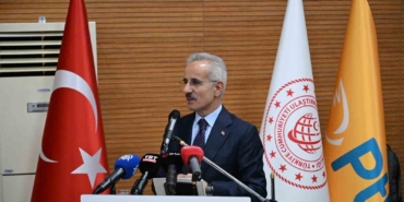 bakan-uraloglu-gunluk-kargo-kabulu-1-milyon-adedi-asarak-tarihi-bir-seviyeye-ulasti-1ukZkzTU.jpg