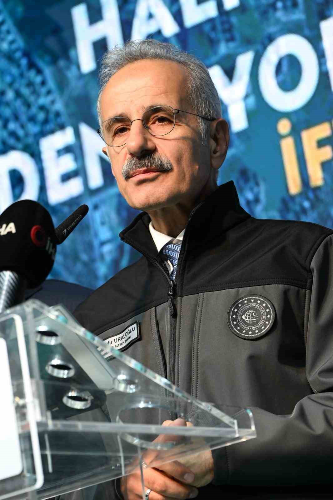 Bakan Uraloğlu: "Halkalı-Ispartakule Hattı’nda sene sonuna kadar yapım çalışmalarını bitirip sene başında test çalışmalarımıza başlayacağız" 7 bakan uraloglu halkali ispartakule hattinda sene sonuna kadar yapim calismalarini bitirip sene basinda test calismalarimiza H8OXt3tG