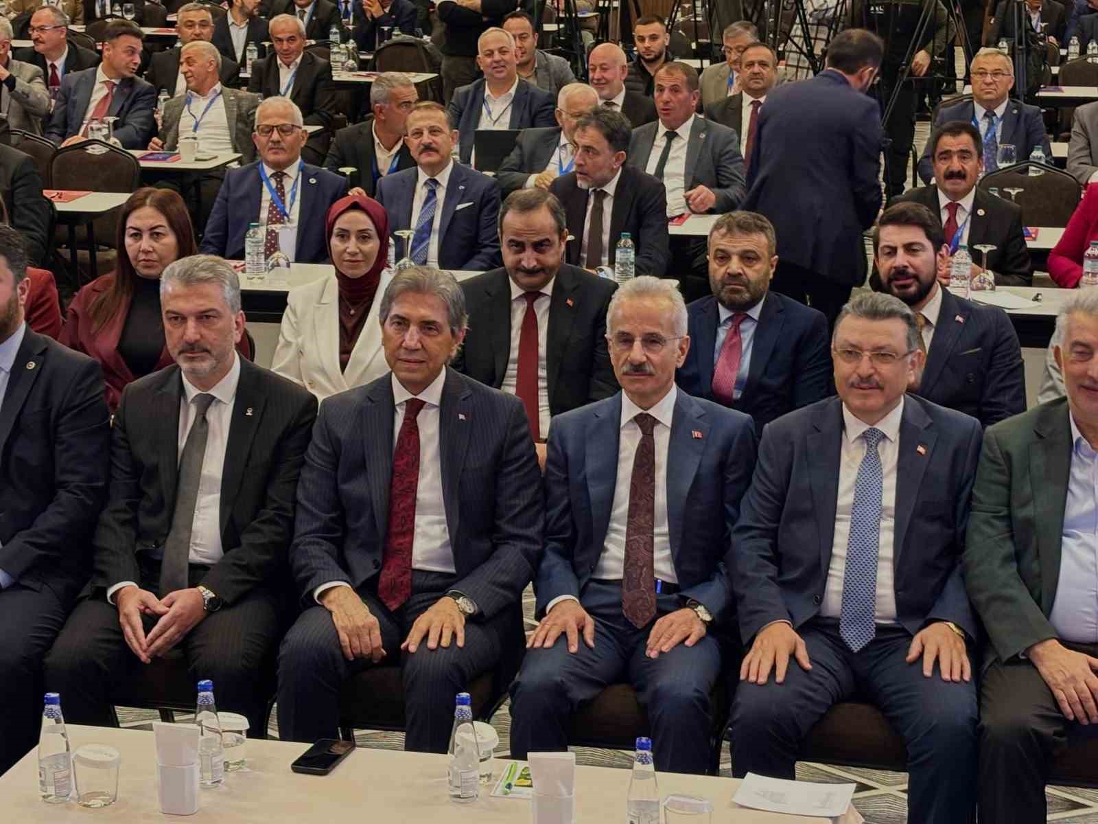 bakan uraloglu ilk goreve geldiklerinde 47 milyon kullanicinin bilgileri yurt disina cikarilmistir 1 chDEiFVw