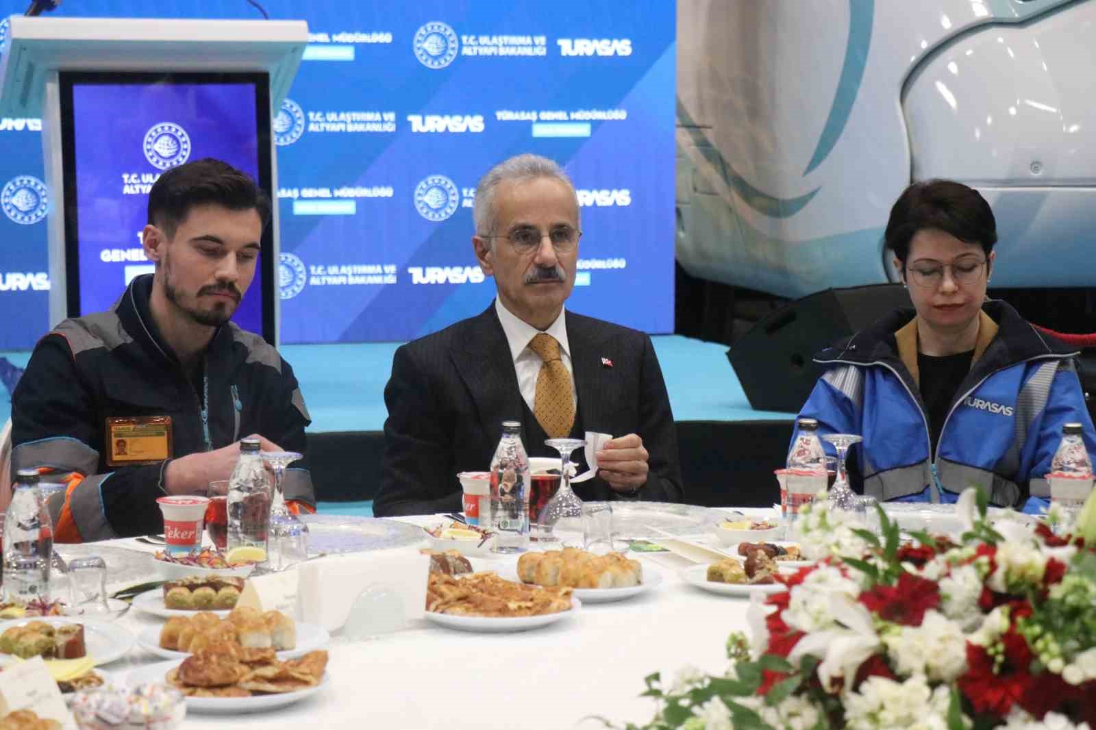 bakan uraloglu iran abd ve israil savasi masum sivillerin hayatini tehdit ediyor 1 T5UCG4kD