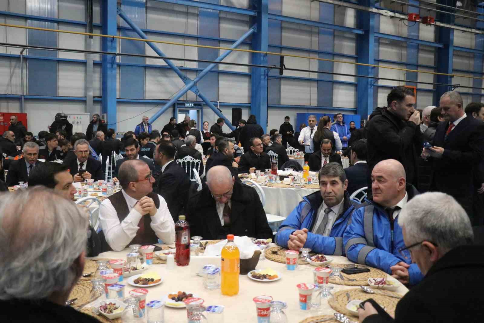 bakan uraloglu iran abd ve israil savasi masum sivillerin hayatini tehdit ediyor 2