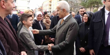 bakan-uraloglu-ispartamizda-derebogazi-yolu-gundemimizde-ve-bir-mesafe-kat-ettikten-sonra-calismalarin-devamini-ReErG83F.jpg