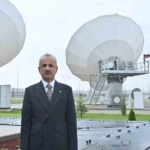 bakan-uraloglu-katar-ile-kurdugumuz-stratejik-ortaklik-sayesinde-turksat-filomuza-yeni-nesil-bir-uydu-6LISbbM4.jpg