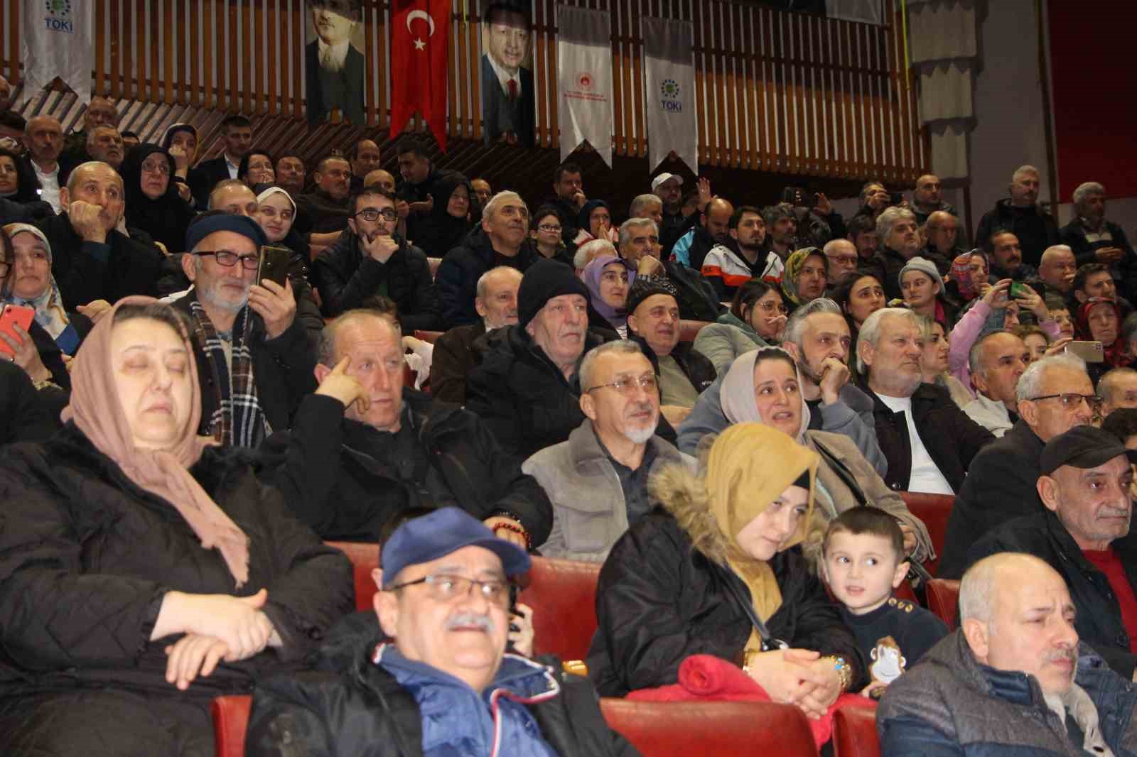 bakan uraloglu kurt kardeslerimizle aramiza hic kimse engel koyamaz hic kimse aramizi acamaz 5