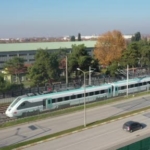 bakan-uraloglu-milli-elektrikli-tren-setlerimizi-devreye-aliyoruz-mWIFccTv.jpg
