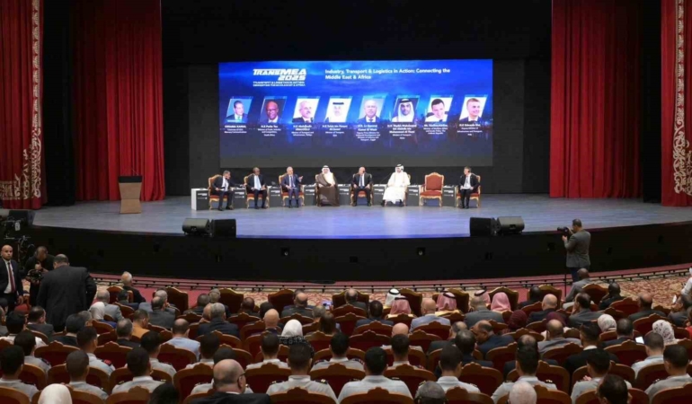 bakan-uraloglu-misir-ile-ro-ro-tasimaciliginin-yeniden-baslatilmasi-noktasinda-bir-gayretimiz-var-P5JZkh1g.jpg