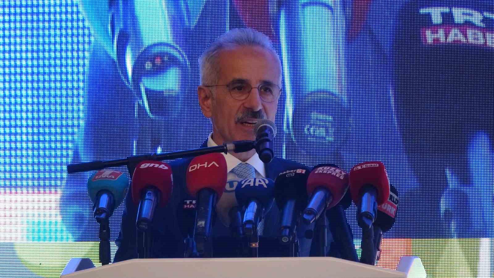 bakan uraloglu sehirlerimizin ulasim planlarinin hazirlanmasina cok onem veriyoruz 0 rjBdn1jf