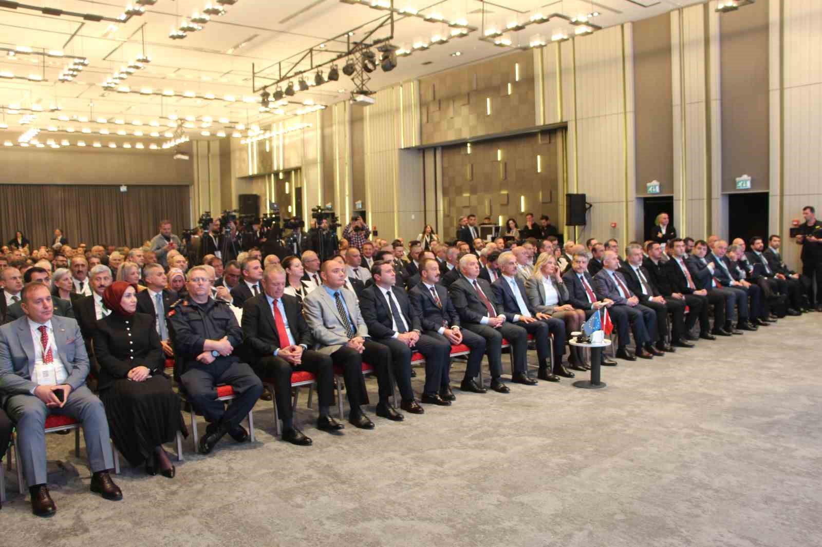 bakan uraloglu sehirlerimizin ulasim planlarinin hazirlanmasina cok onem veriyoruz 1 OmEgLpuL