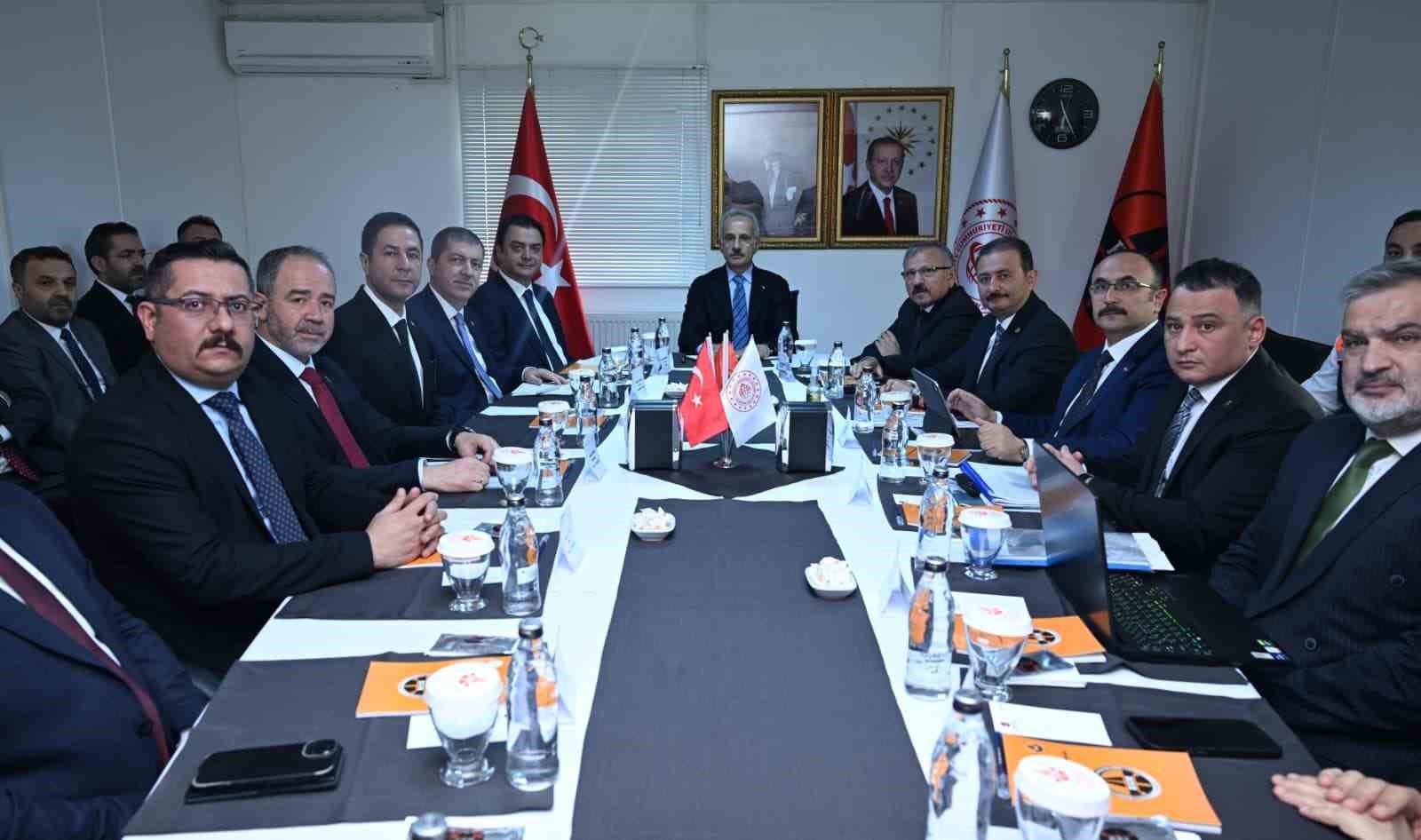 Bakan Uraloğlu: "Tokat-Niksar yolundaki tüm çalışmalarımızı 2027 yılında tamamlamayı hedefliyoruz" 9 bakan uraloglu tokat niksar yolundaki tum calismalarimizi 2027 yilinda tamamlamayi hedefliyoruz 5 qZsOabzm