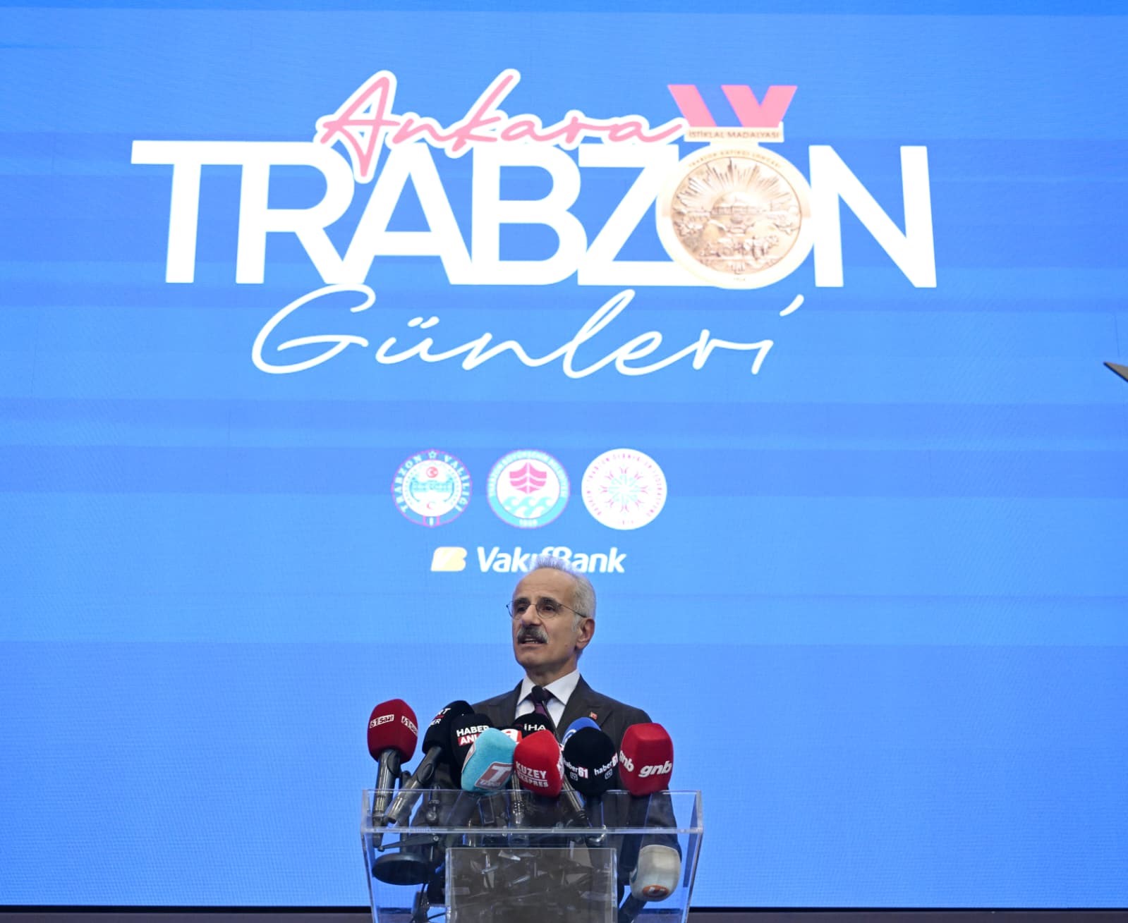 bakan uraloglu trabzon ile samsun arasini 2 saate dusurecegiz 5 FLXJaKcu