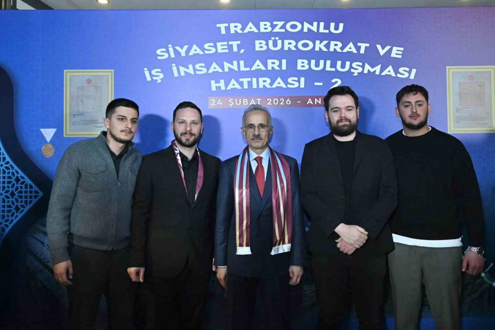 bakan uraloglu trabzonumuzun ulasim ve iletisim altyapisina 260 milyar liranin uzerinde yatirim gerceklestirdik 1 YHZLesTZ