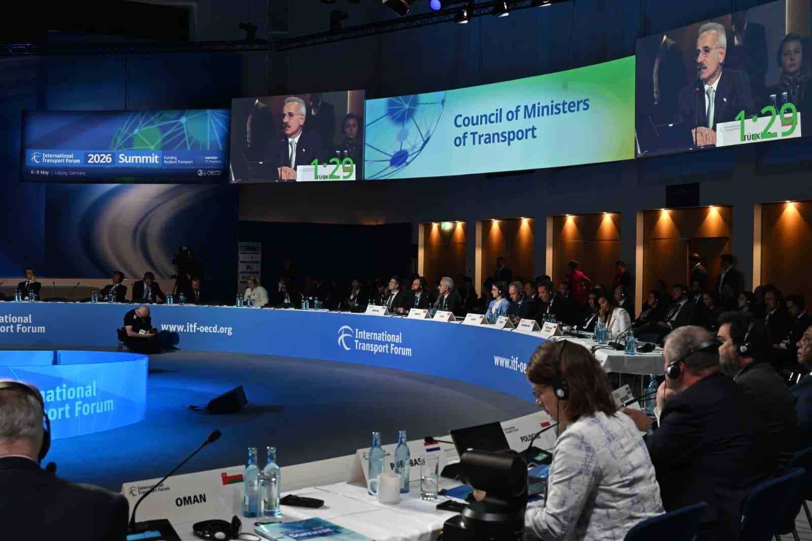 bakan uraloglu turkiye ulastirma politikalarini yalnizca kapasite artisi uzerine degil sureklilik cesitlilik ve esneklik Fs5ctTIC