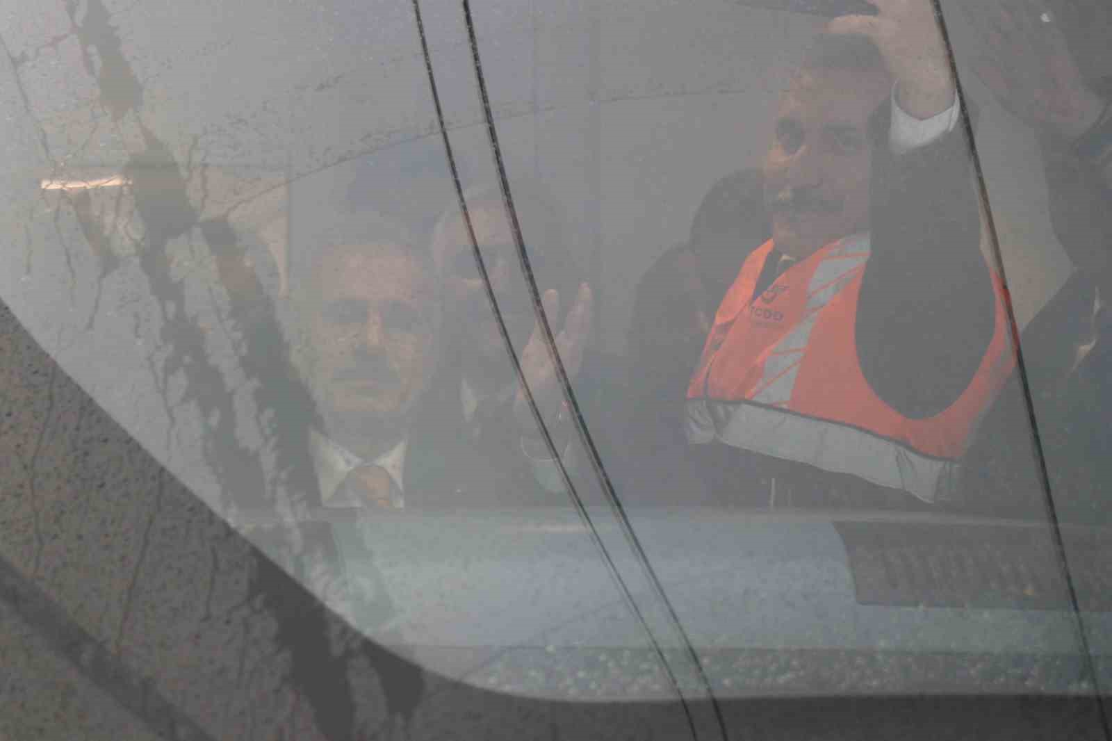 Bakan Uraloğlu: "Türkiye’nin 225 kilometre hıza sahip milli elektrikli hızlı trenimizin yol testlerini bugün resmen başlatıyoruz" 5 bakan uraloglu turkiyenin 225 kilometre hiza sahip milli elektrikli hizli trenimizin yol testlerini bugun h8yOreIF