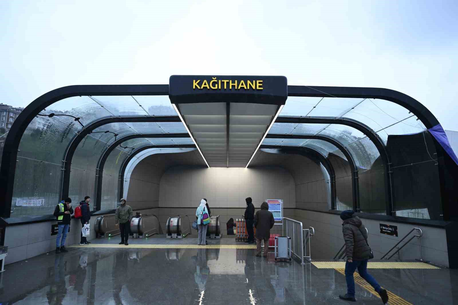 bakan uraloglu turkiyenin en hizli metrosu istanbul trafigine nefes aldiriyor 2 3d99KyDK