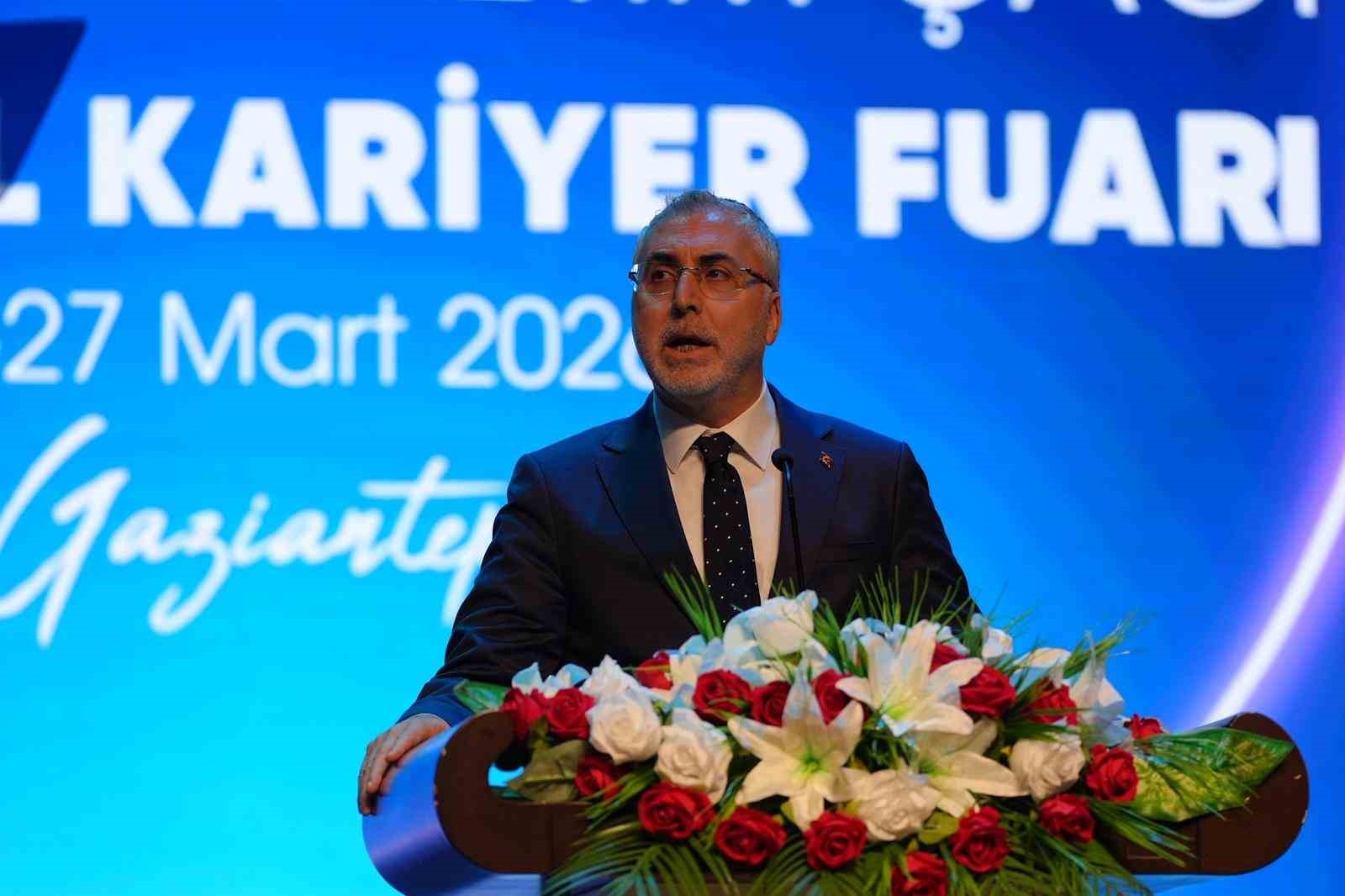 bakan vedat isikhan issizlik orani 2012 yilindan itibaren en dusuk seviyesine geriledi 4 BVfPqk2g