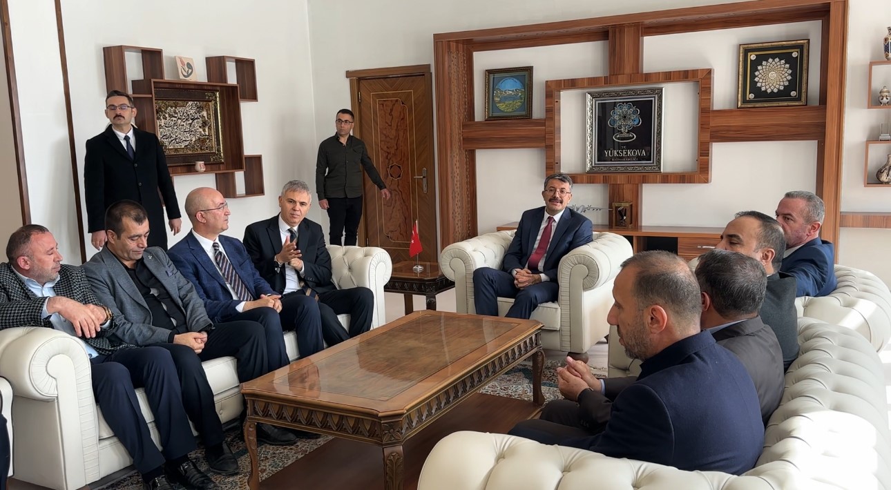 bakan yardimciligina atanan vali ali celikten veda ziyareti 7 JOeSk7zX