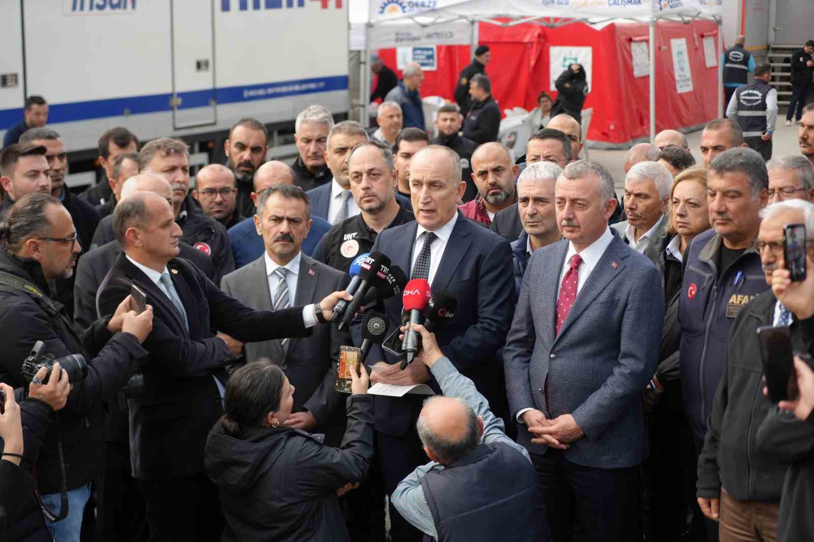 bakan yardimcisi bulut bu binanin zarar gormesinde zemin onemli bir etken olmus 2 h1rM7SdC