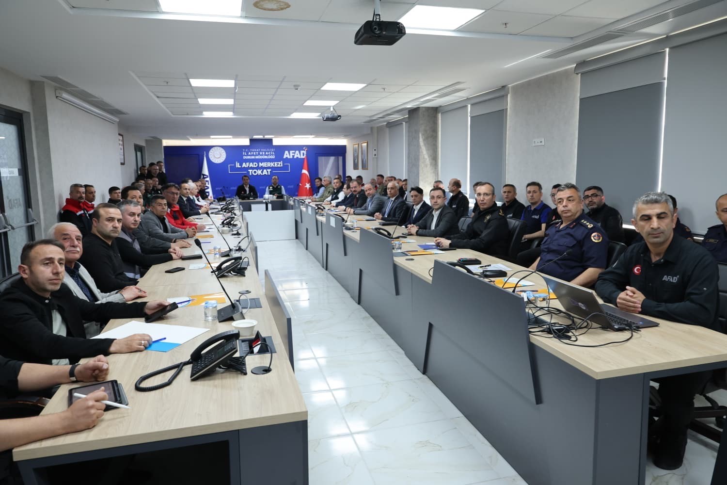 Bakan Yardımcısı Gizligider: "Reşadiye’de debi saniyede 354, Niksar’da ise 479 metreküpe ulaştı" 5 bakan yardimcisi gizligider resadiyede debi saniyede 354 niksarda ise 479 metrekupe ulasti 1 23eug5hi
