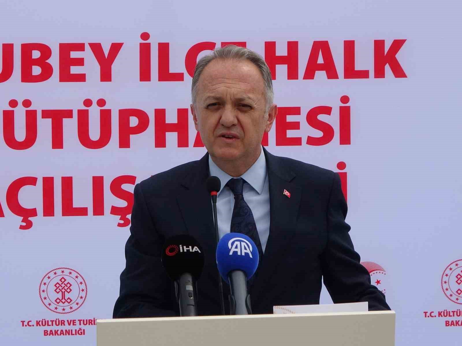 bakan yardimcisi yazgi 1300u askin halk kutuphanesini 39 milyon kullaniciyla bulusturuyoruz 1 Rq3wEQ2L
