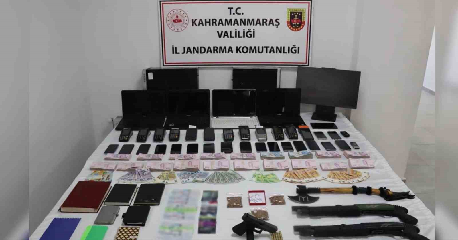 Bakan Yerlikaya: "7 İlde 7 ayrı organize suç örgütüne yönelik operasyonlarımızda 67 şüpheliyi yakaladık" 7 bakan yerlikaya 7 ilde 7 ayri organize suc orgutune yonelik operasyonlarimizda 67 supheliyi yakaladik 1lC8kAgS