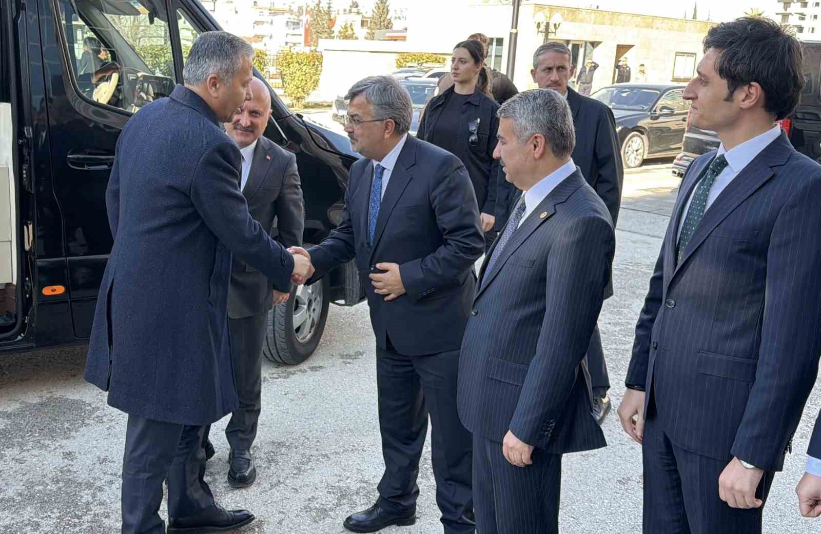 bakan yerlikaya asrin felaketini asrin insasina donusturduk 2 iUATBa3l